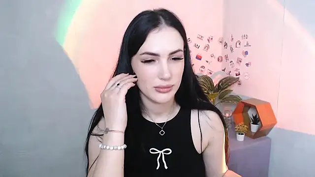 MisssShy  online show from 6, 11, 2025