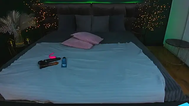 Snapshot of Kamilla_Hot chatting on 27, 9, 2025 Kamilla Hot online show from 27, 9, 2025