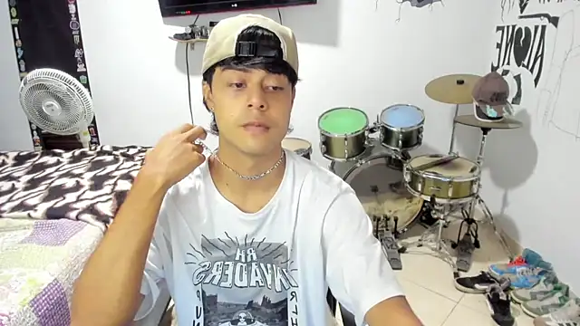 Zack falcon online show from 30, 10, 2025