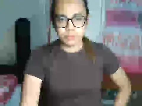 Snapshot of Your_PrettyGirlxxx chatting on 4, 10, 2025 Your PrettyGirlxxx online show from 4, 10, 2025