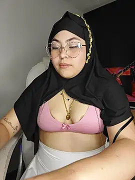 Snapshot of Hana___ chatting on 5, 4, 2026 Hana online show from 5, 4, 2026