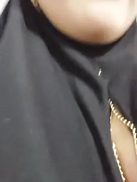 Snapshot of Hana___ chatting on 8, 4, 2026 Hana online show from 8, 4, 2026