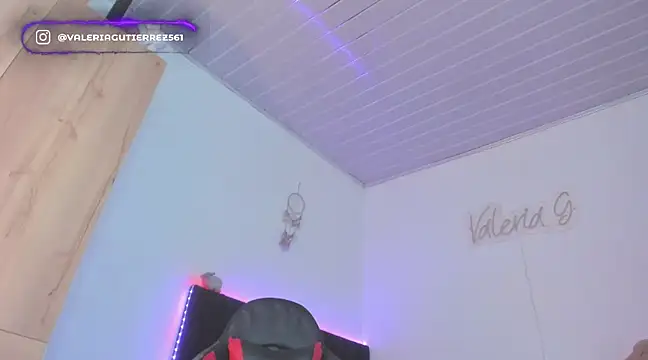 Snapshot of _valeriaaa chatting on 20, 3, 2025  valeriaaa online show from 20, 3, 2025