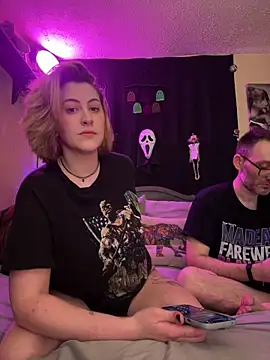 Snapshot of Mallorykoxx69 chatting on 8, 10, 2025 Mallorykoxx69 online show from 8, 10, 2025