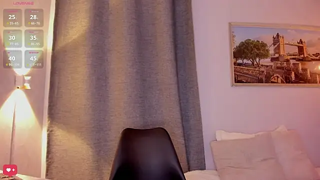 Assh lee  online show from 25, 10, 2025