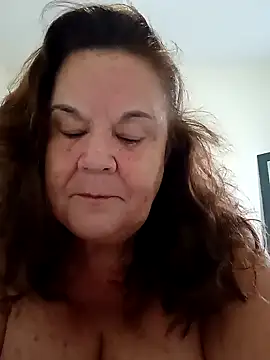Yaya Mineira online show from 9, 1, 2025