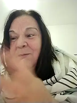 Snapshot of Yaya_Mineira chatting on 24, 9, 2025 Yaya Mineira online show from 24, 9, 2025