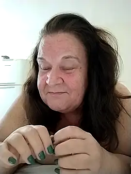 Snapshot of Yaya_Mineira chatting on 13, 11, 2025 Yaya Mineira online show from 13, 11, 2025