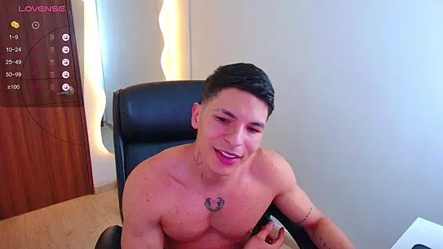 Snapshot of harrisoncuper chatting on 19, 11, 2025 harrisoncuper online show from 19, 11, 2025