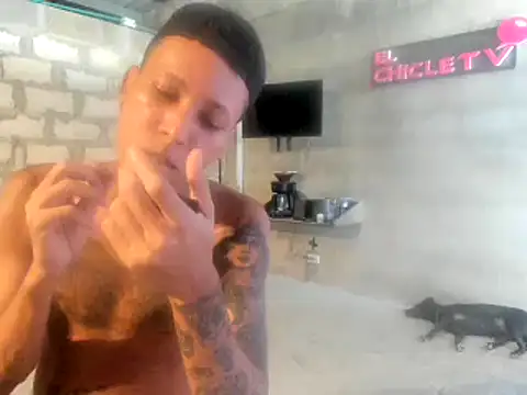 EL-CHICLE-TV online show from 28, 1, 2025