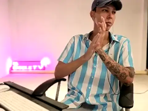 EL-CHICLE-TV online show from 11, 9, 2025