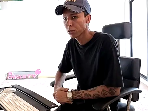 EL-CHICLE-TV online show from 16, 9, 2025