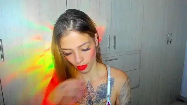 Snapshot of barbiee_05 chatting on 16, 10, 2025 barbiee 05 online show from 16, 10, 2025