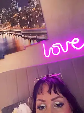 Lolaley2 online show from 9, 10, 2025