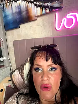 Lolaley2 online show from 12, 10, 2025