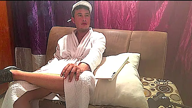 Snapshot of camilovaron chatting on 6, 2, 2025 camilovaron online show from 6, 2, 2025