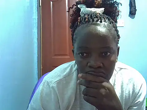 Snapshot of Ebonyceline chatting on 13, 3, 2026 Ebonyceline online show from 13, 3, 2026