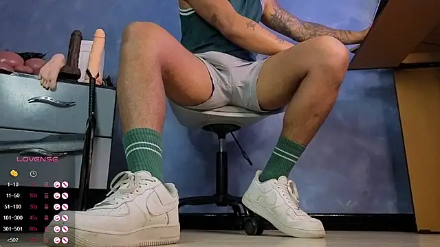 Snapshot of TomLover_12 chatting on 31, 3, 2026 TomLover 12 online show from 31, 3, 2026