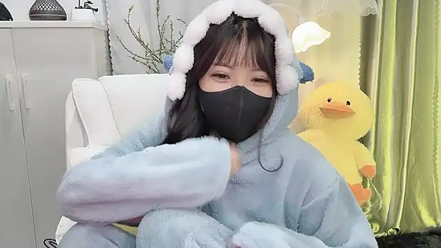 Snapshot of Mya_Lee chatting on 20, 1, 2025 Mya Lee online show from 20, 1, 2025