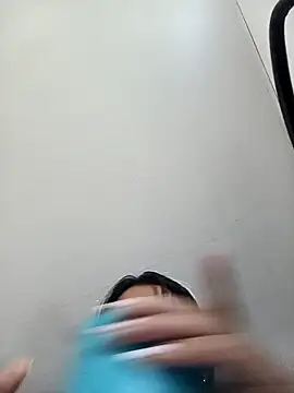 AnnRosse18 online show from 14, 1, 2025