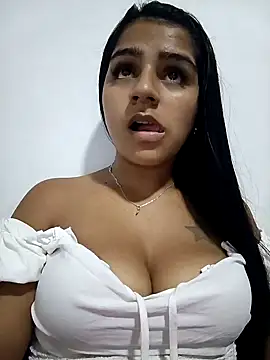 AnnRosse18 online show from 15, 1, 2025