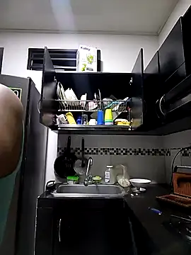 AnnRosse18 online show from 5, 2, 2025