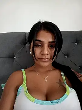 AnnRosse18 online show from 8, 2, 2025