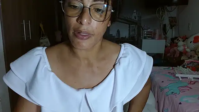 kateleyagrey online show from 6, 12, 2024