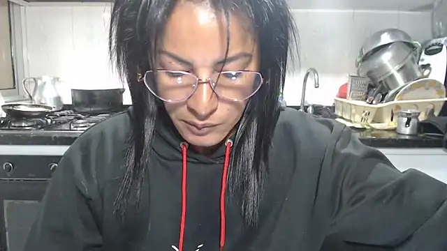 kateleyagrey online show from 2, 5, 2026