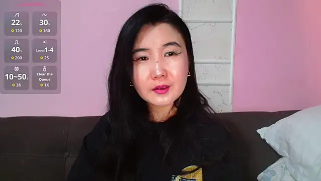 Snapshot of Bet_Lu chatting on 24, 10, 2025 Bet Lu online show from 24, 10, 2025