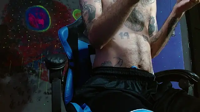 Snapshot of Tatted21xxx chatting on 4, 2, 2025 Tatted21xxx online show from 4, 2, 2025