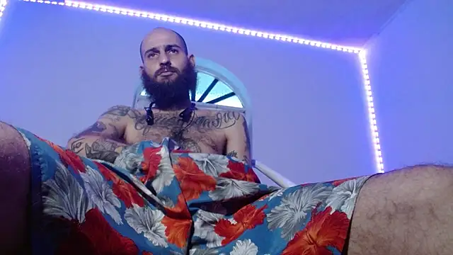 Snapshot of Tatted21xxx chatting on 25, 11, 2025 Tatted21xxx online show from 25, 11, 2025