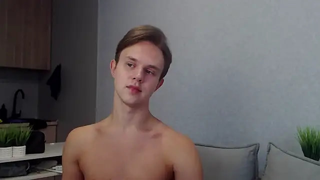 Snapshot of MartinMendez chatting on 6, 10, 2025 MartinMendez online show from 6, 10, 2025