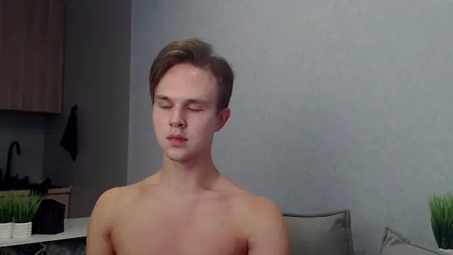 Snapshot of MartinMendez chatting on 17, 10, 2025 MartinMendez online show from 17, 10, 2025