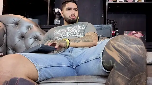 Snapshot of matteosantos chatting on 4, 3, 2026 matteosantos online show from 4, 3, 2026