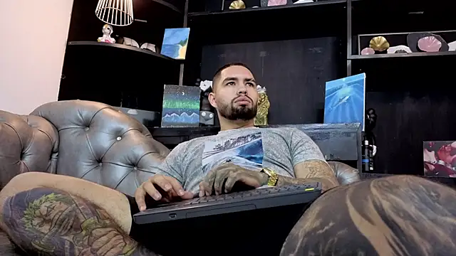 Snapshot of matteosantos chatting on 31, 3, 2026 matteosantos online show from 31, 3, 2026