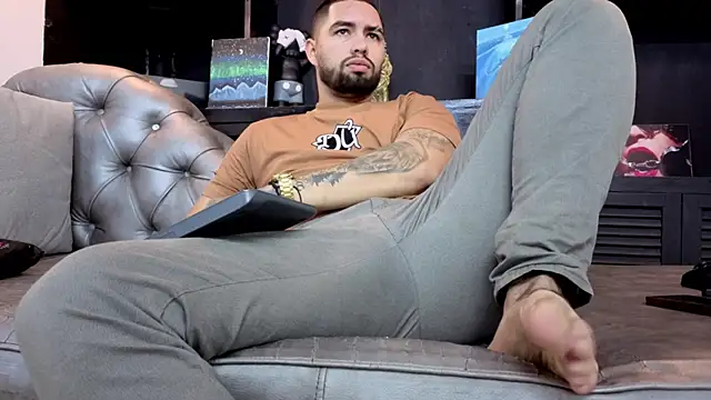 Snapshot of matteosantos chatting on 7, 4, 2026 matteosantos online show from 7, 4, 2026