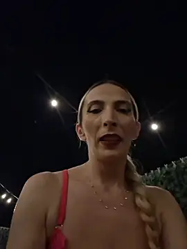 AlexaBarnes online show from 7, 7, 2026