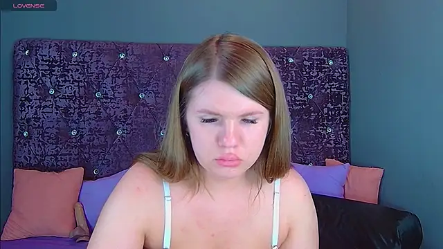 Snapshot of NoraBigAss chatting on 4, 1, 2025 NoraBigAss online show from 4, 1, 2025