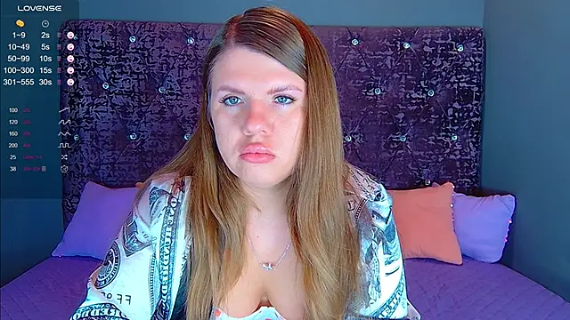 Snapshot of NoraBigAss chatting on 10, 2, 2025 NoraBigAss online show from 10, 2, 2025