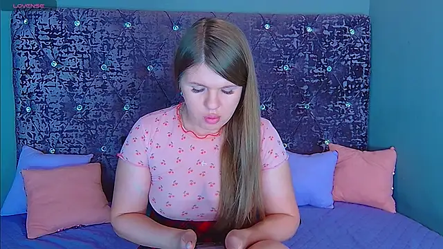 Snapshot of NoraBigAss chatting on 7, 3, 2025 NoraBigAss online show from 7, 3, 2025