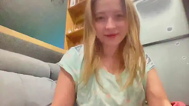 CharmingSarah online show from 15, 12, 2024