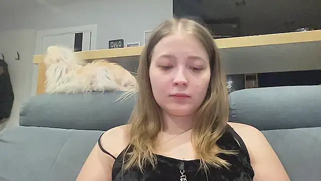 CharmingSarah online show from 4, 3, 2026