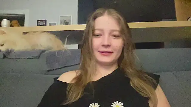 CharmingSarah online show from 2, 4, 2026