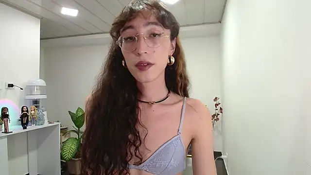 NicoleCortez online show from 14, 1, 2025