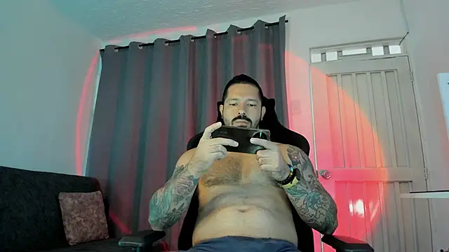 Snapshot of Pierre_Vidal chatting on 13, 11, 2025 Pierre Vidal online show from 13, 11, 2025