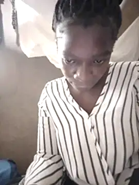 shape30 online show from 15, 12, 2025