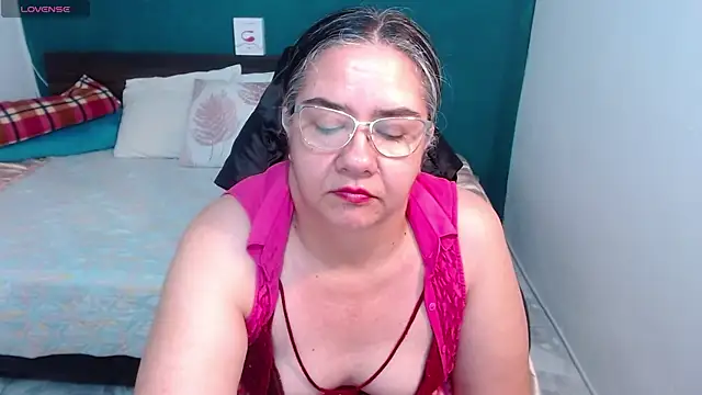 Snapshot of scaelettdubois chatting on 23, 3, 2025 scaelettdubois online show from 23, 3, 2025