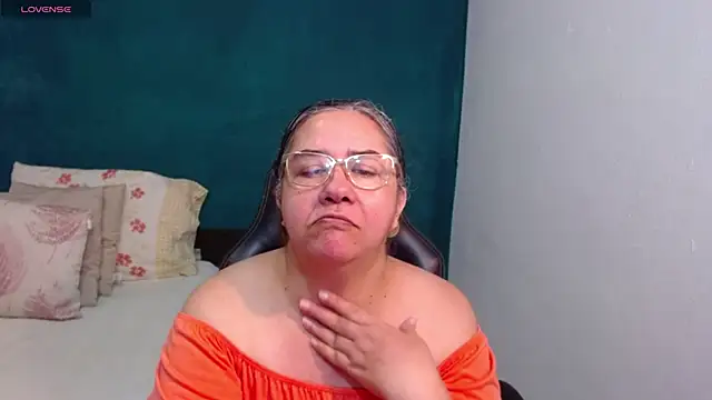 scaelettdubois online show from 5, 5, 2026