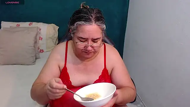 scaelettdubois online show from 8, 5, 2026